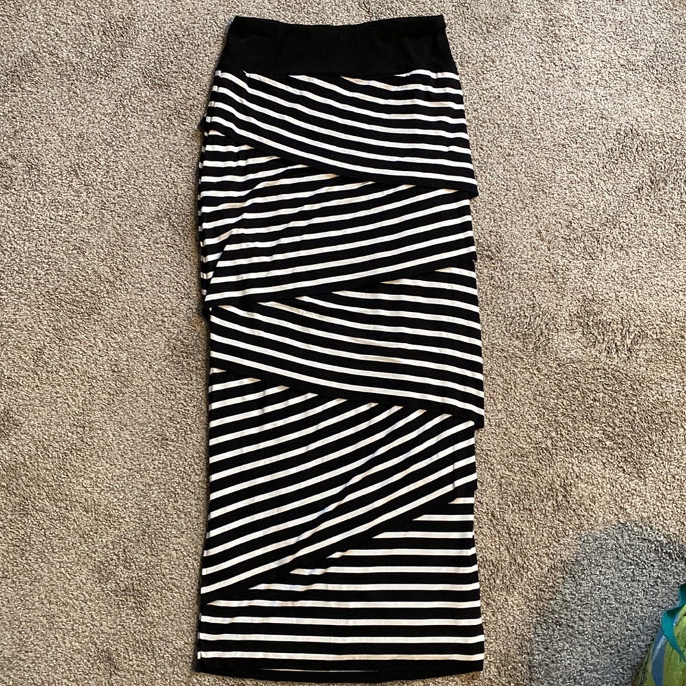 Joseph Ribkoff Black and White Striped Skirt